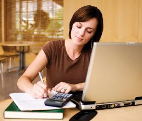 girl with laptop